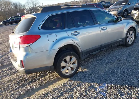 2012 Subaru Outback 2.5I Premium z USA, uszkodzony, nr VIN 4S4BRBCC8C3238399